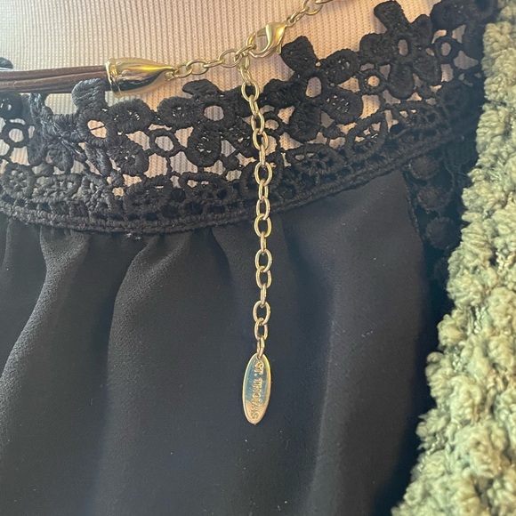 St. Thomas corded medallion necklace - Picture 5 of 5